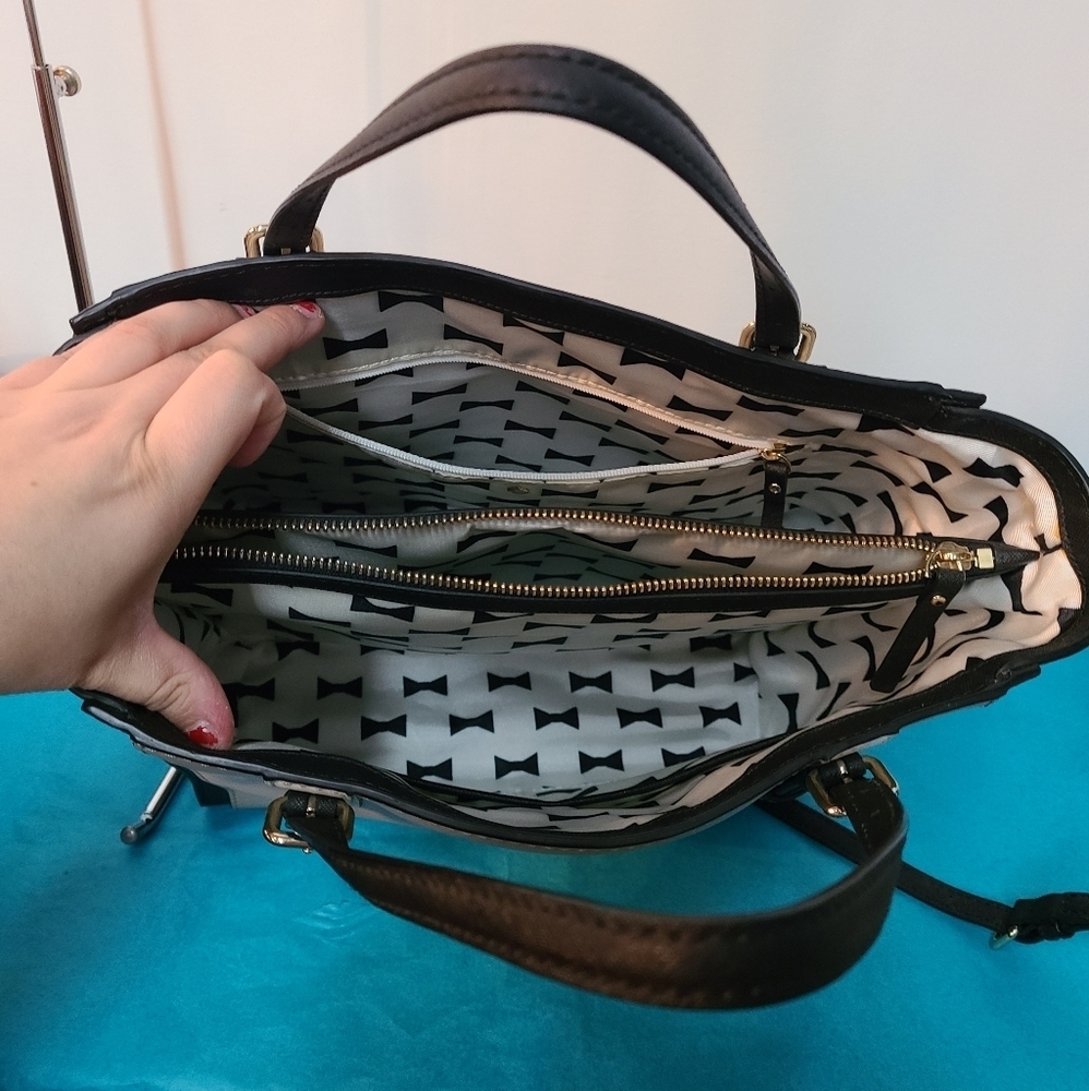 Kate Spade Handbag - Picture 3 of 16